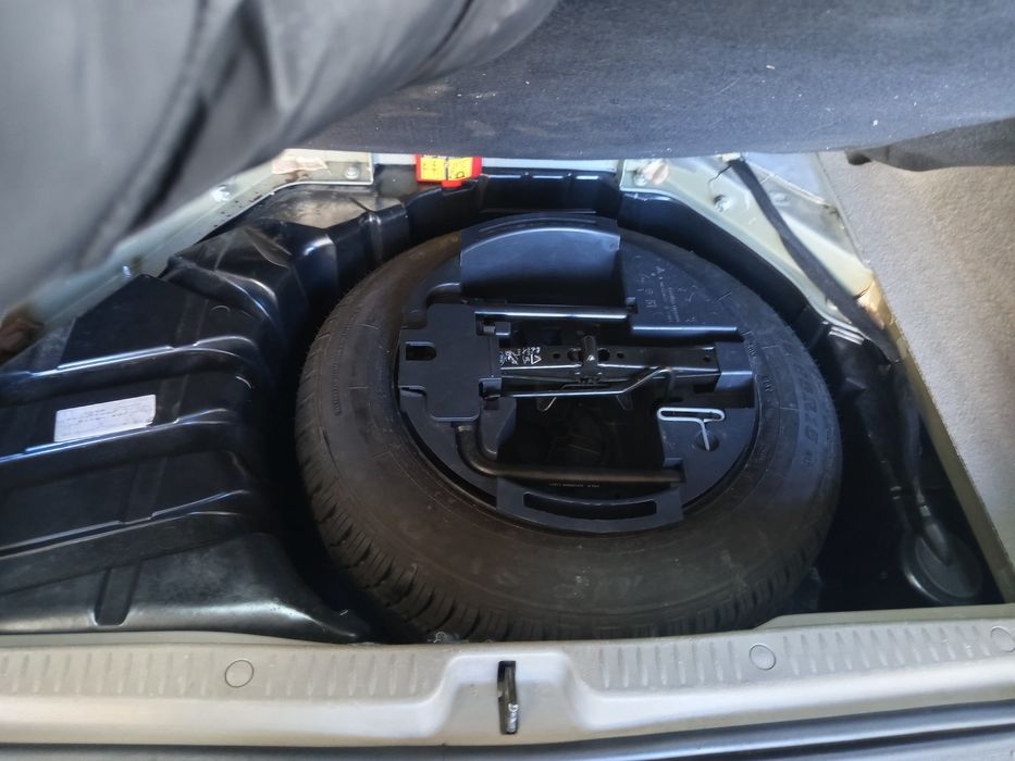 Продам Рено Сценік 1,6 бензин 16 клапаний