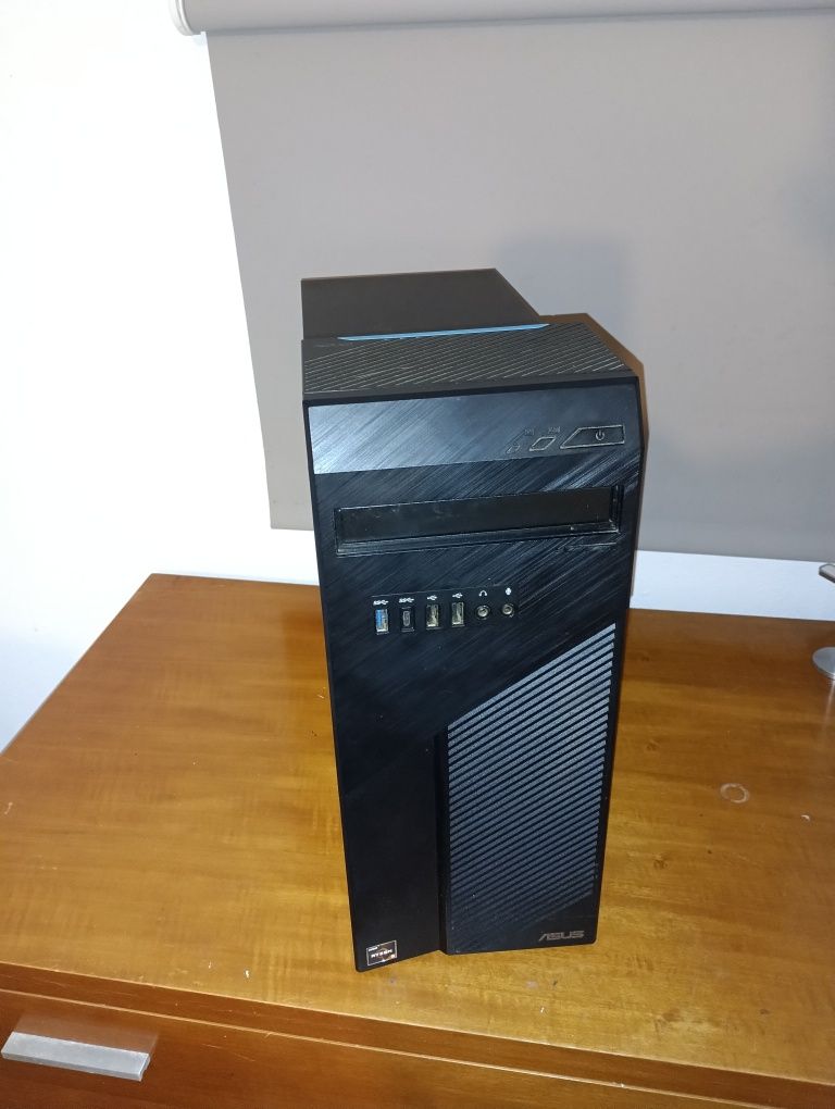 PC gamer Ryzen 5 com placa gráfica 8Gb
