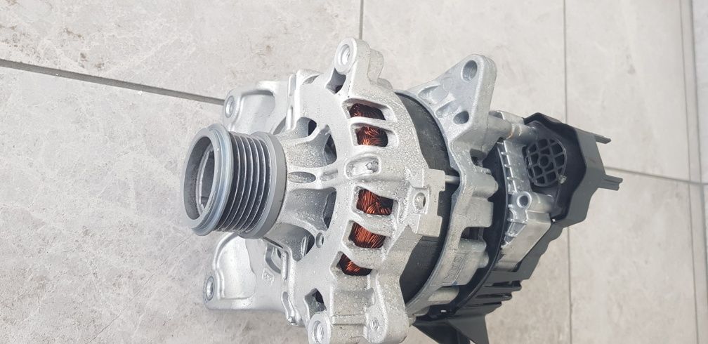 ALTERNATOR 240A Qashqai III J12 Arkana Captur II