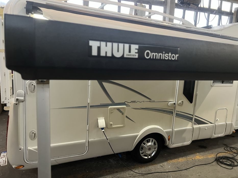 Markiza Thule Czarna 4,5m kaseta 5200 omnistor do kampera lub kempingu