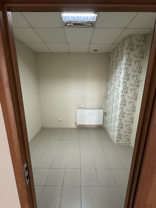 Продам приміщення 108 м2 з ремонтом на Каскаді