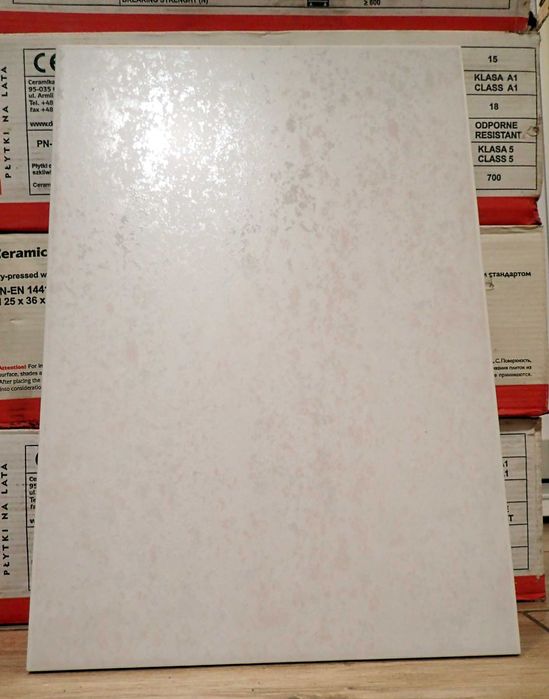 płytki ścienne kaszmirowe Domino, 25x36 cm, 54 szt. (4,86 m2)