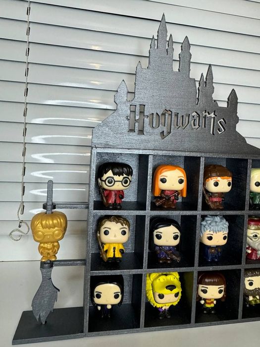 Шафа для фігурок з Kinder Гаррі Поттер. Сірий металік