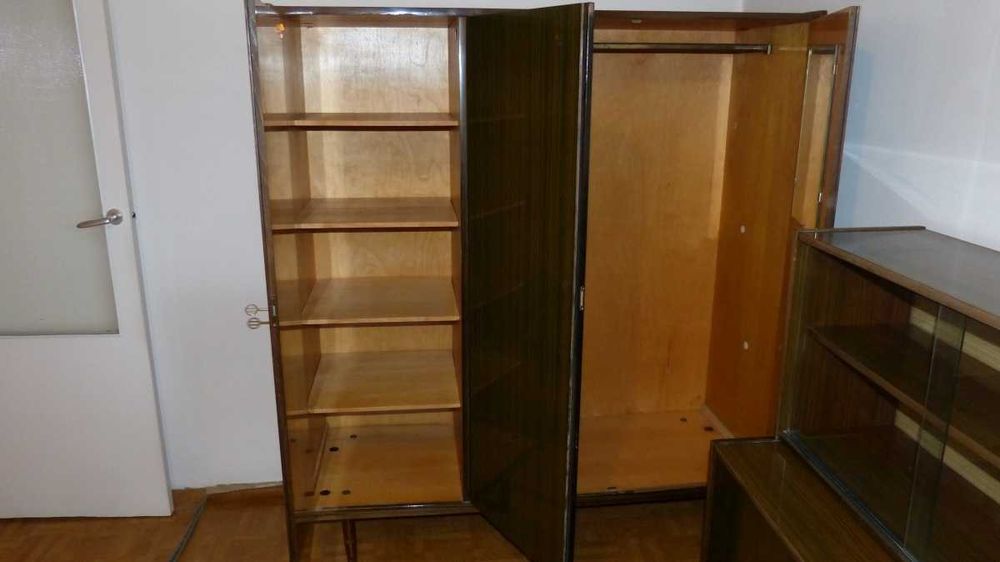 Stara meblościanka PRL z lat 70