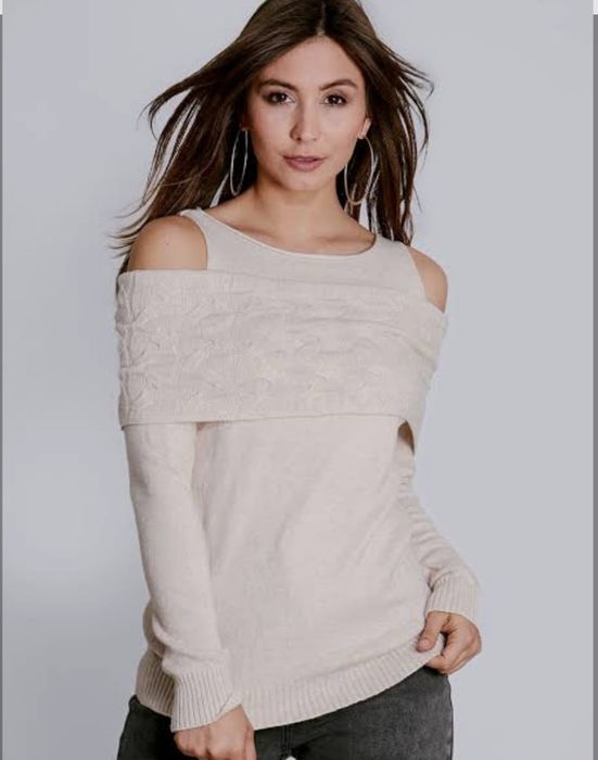 Кофта свитер туника Супер! Италия  с открытыми плечами -М-Л Italy 
Пог