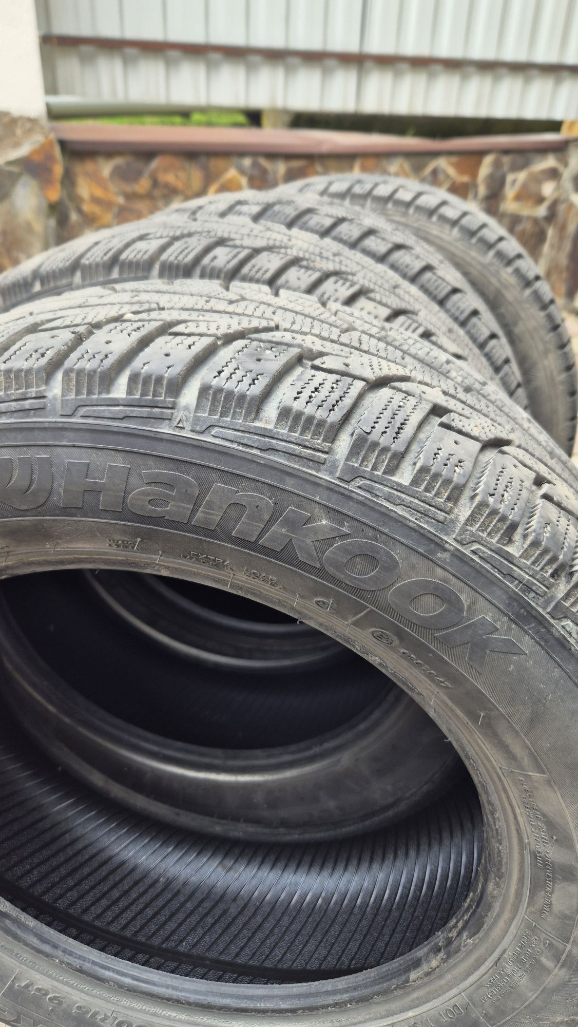 Комплект зимової резини Hankook
