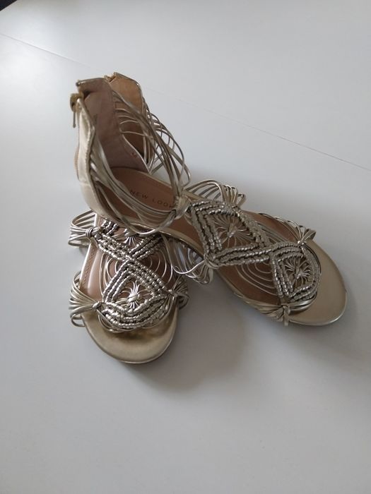 Zlote damskie sandały rozm.37 New Look .Nowe!