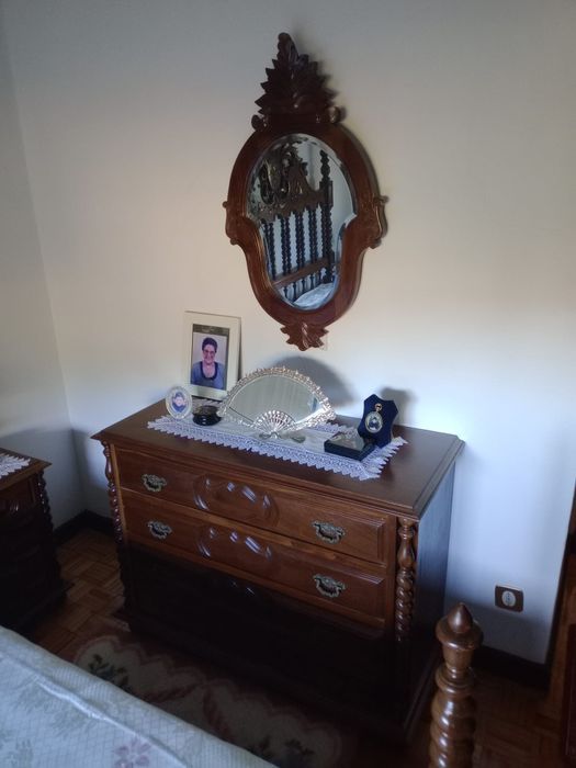 Quarto usado como novo completo