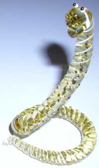 Wąż ze szkła szklany karbowany szkło artystyczne szklana figurka