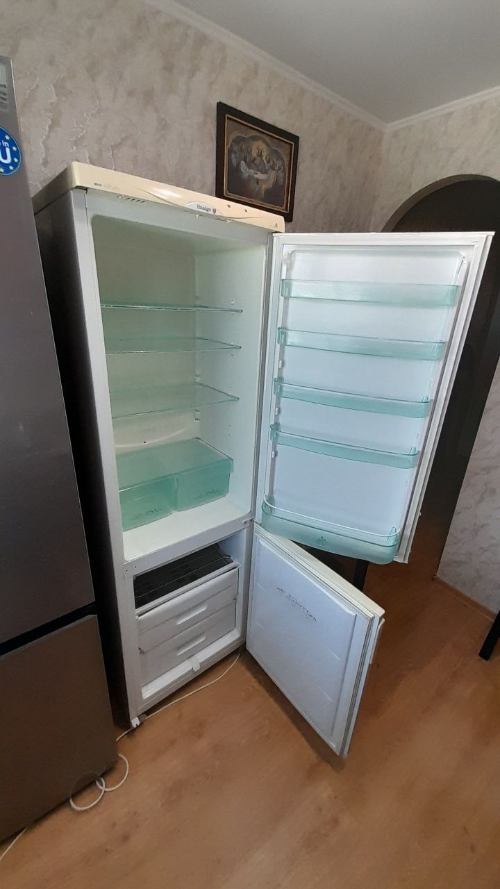 Холодильник Snaige soft plus 1,9м