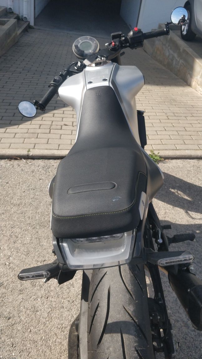Husqvarna 401 Vitpilen