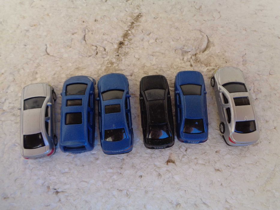 1:87  Lote de 6 carros para pista comboio
