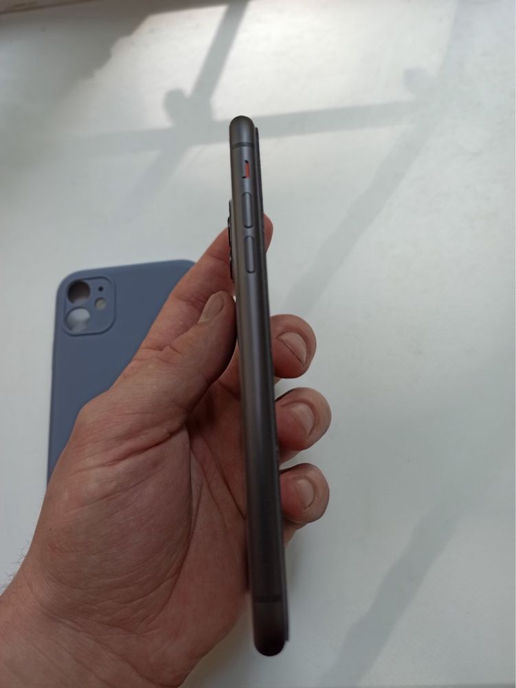 iPhone11 з гарантією