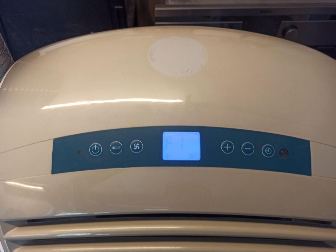 Klimatyzator OLIMPIA SPLENDID 1200Btu/h Piaseczno