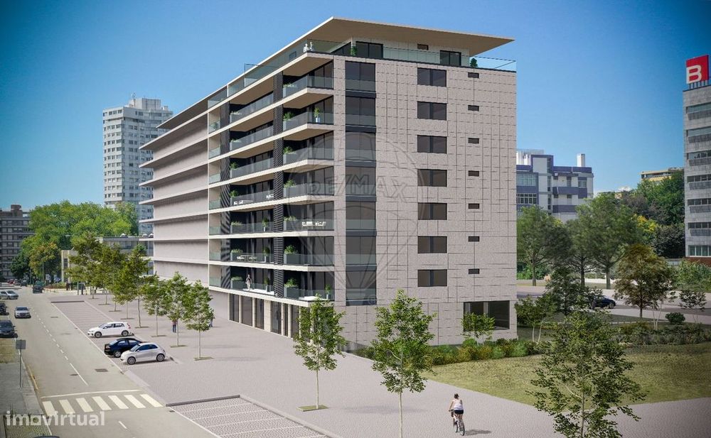 Apartamento T4 para venda