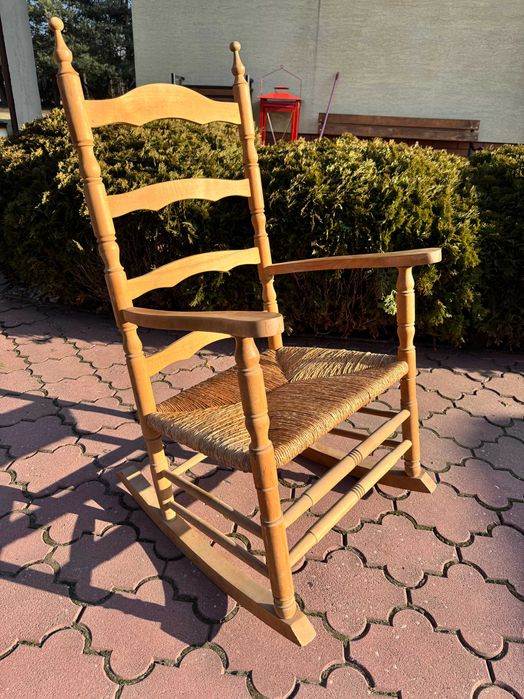 Fotel bujany drewniany krzesło wypoczynek relaks prezent