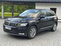Volkswagen Tiguan 91 tys km Manual kamera masażer head up parkowanie automatyczne