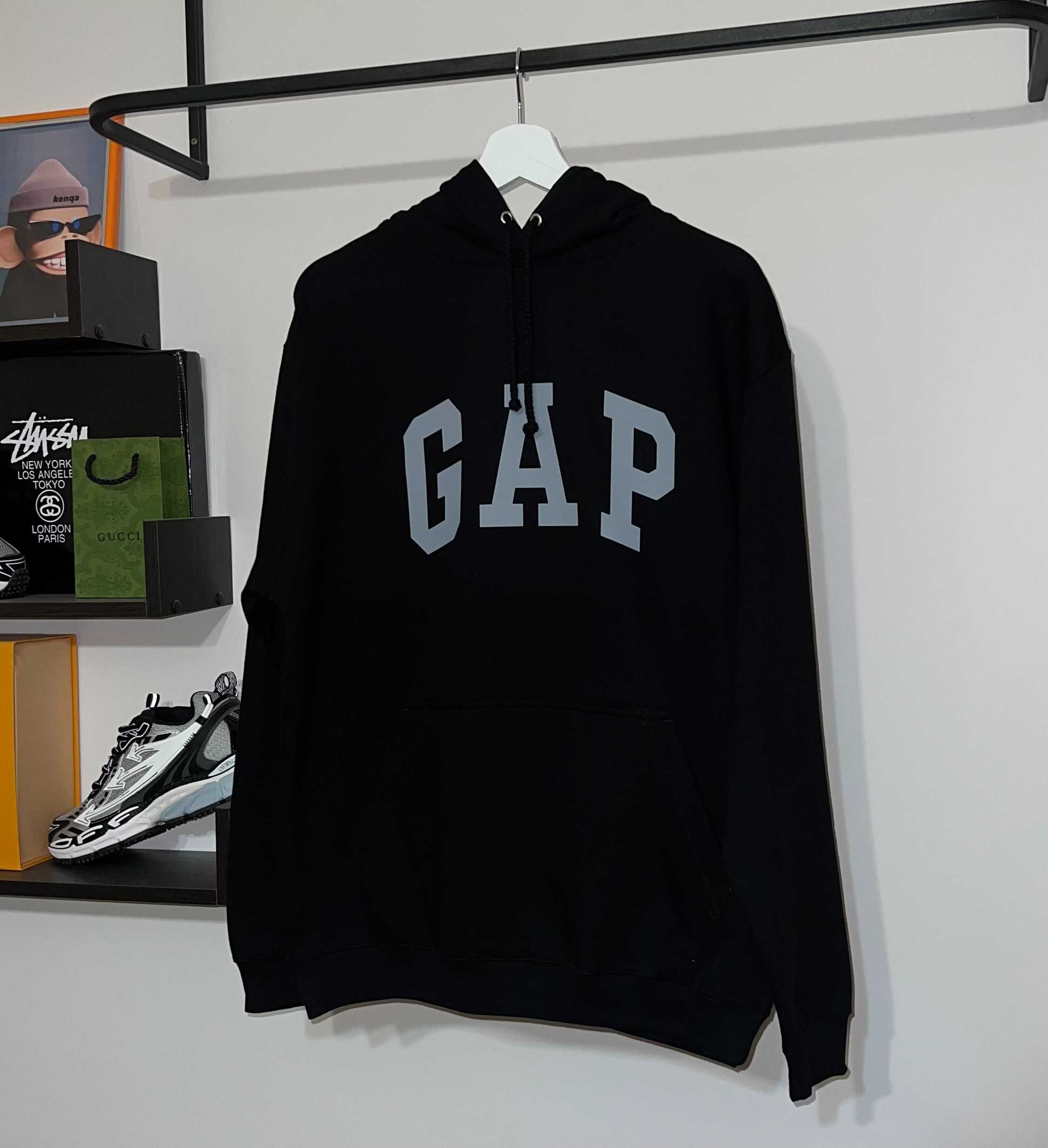Худі GAP чорного кольору