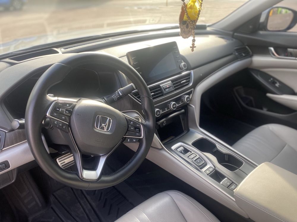 Honda Accord X 2.0 Touring
