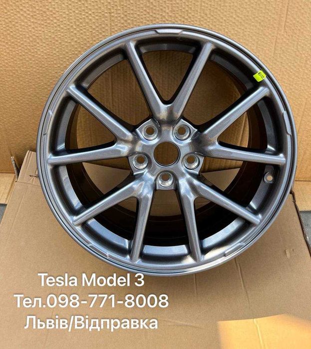 Диск Оригінал Tesla model 3  1044221-00-A Дорест Aero 5х114,3 8.5J R18