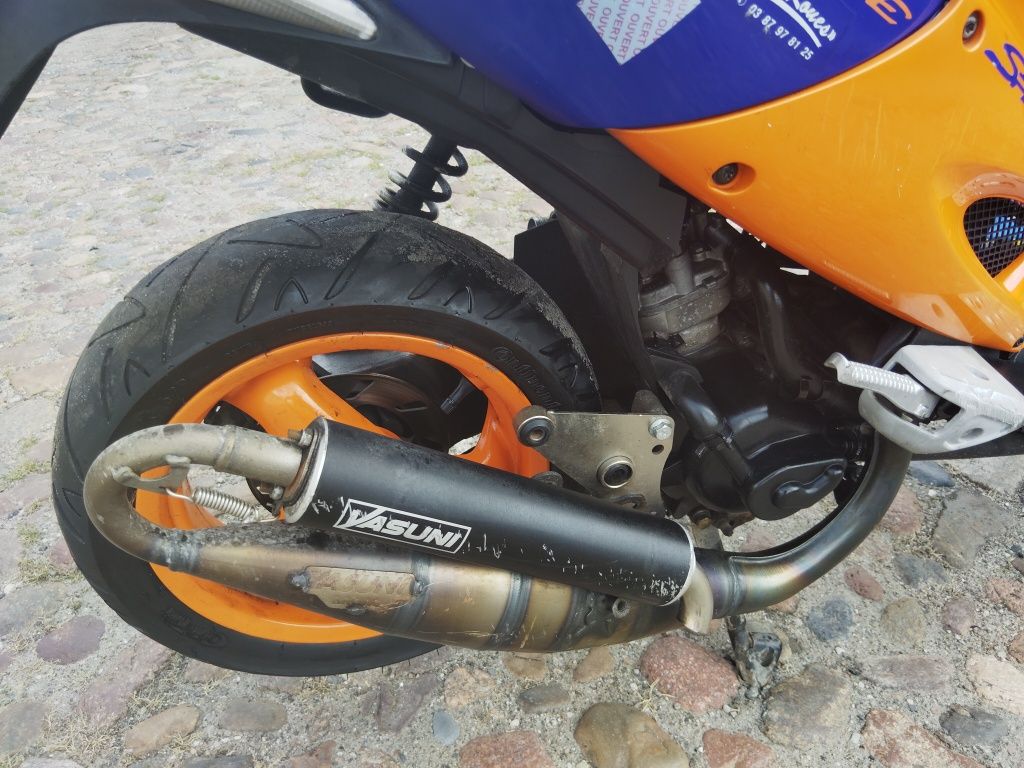 Peugeot Speedfight2 Śilnik Stator Cylinder Wał Owiewki Sztyca Wydech