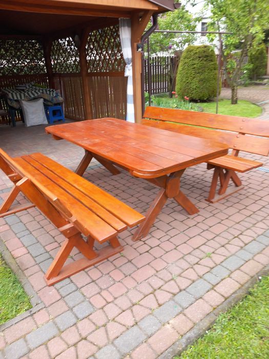 Stół i 2 ławki drewniane do ogrodu