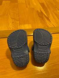 Sandálias crocs azuis