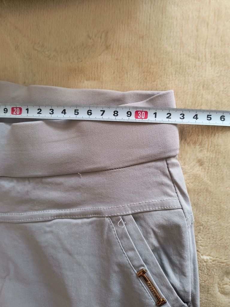 Jasnoszare legginsy z lycrą rozmiar M
