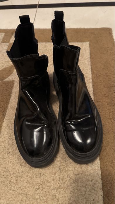 Жіночі челсі черевикі Zara.