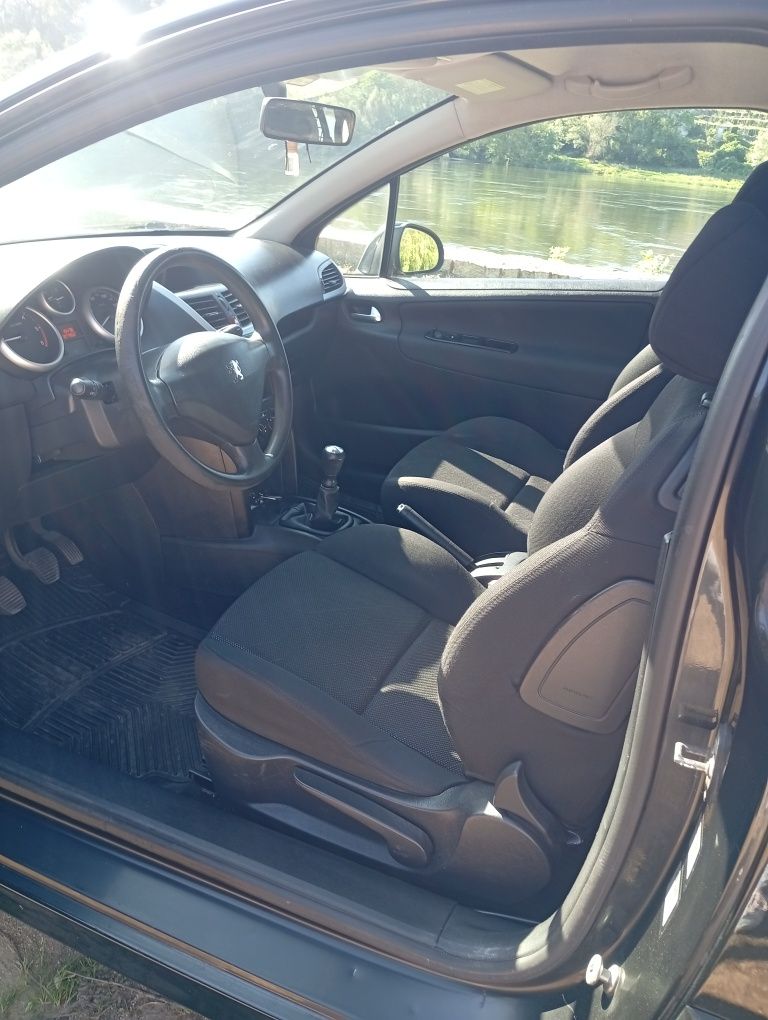 Peugeot 207 1.4 HDI