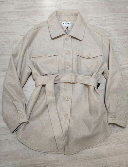 Пальто куртка NA-KD 48р.