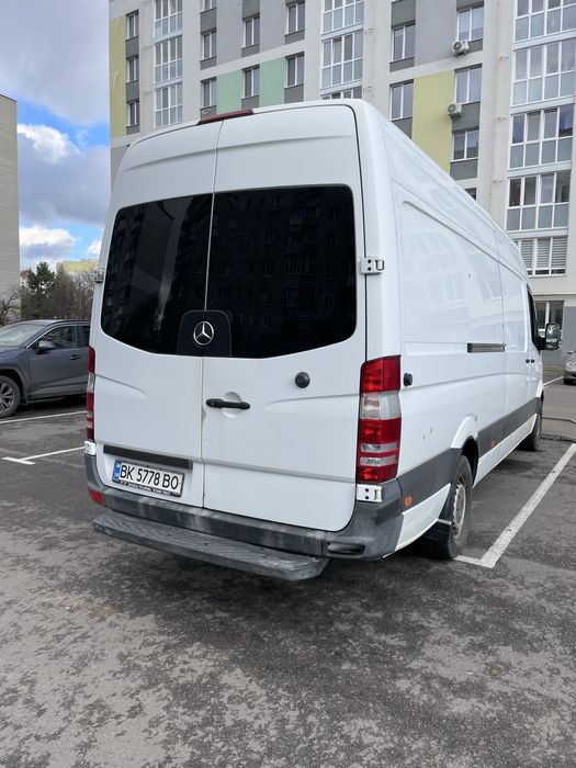 Мерседес-спрінтер 316 2011 року