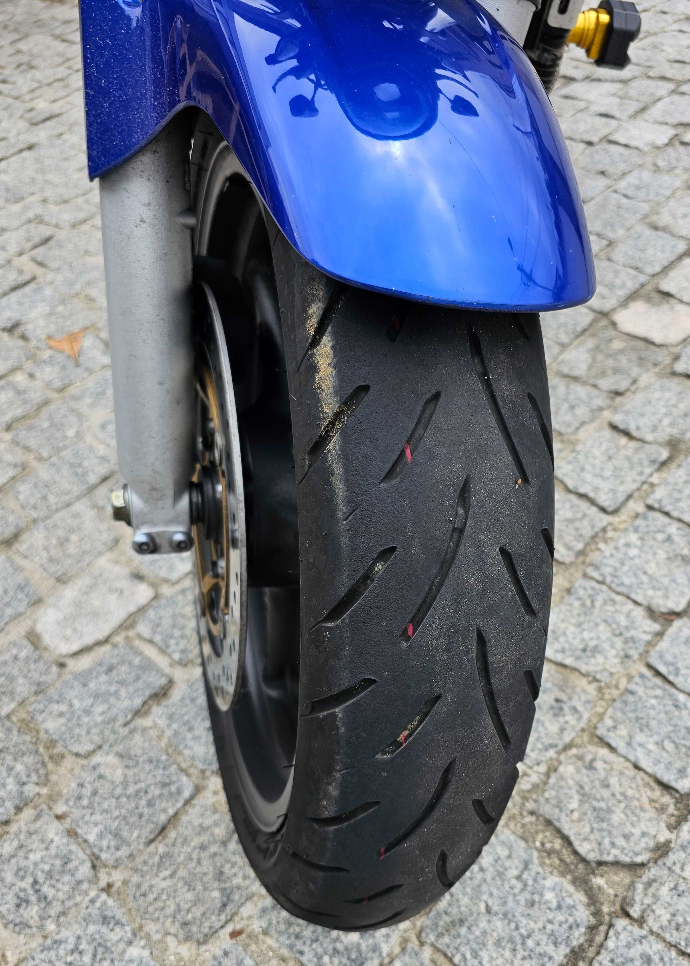 Honda hornet CB 900 f