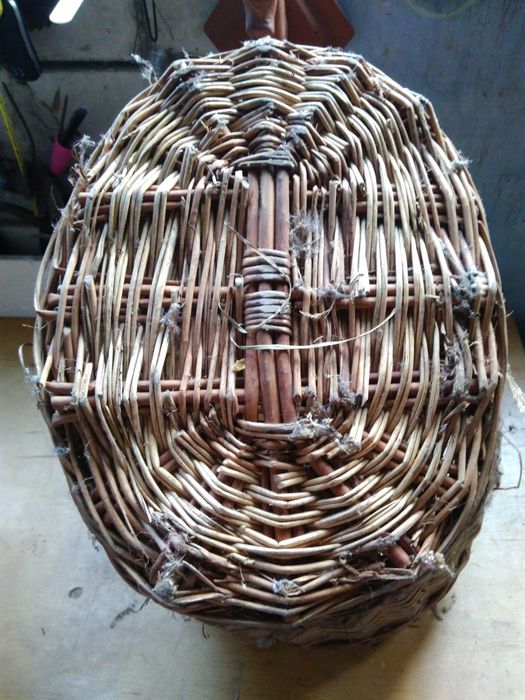 Корзины большие из лозы.Винтаж.Можно для декора.Хорошее состояние