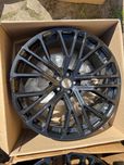 Felgi 10x22 ET21 Audi SQ8 4M8 oryginał jak NOWE