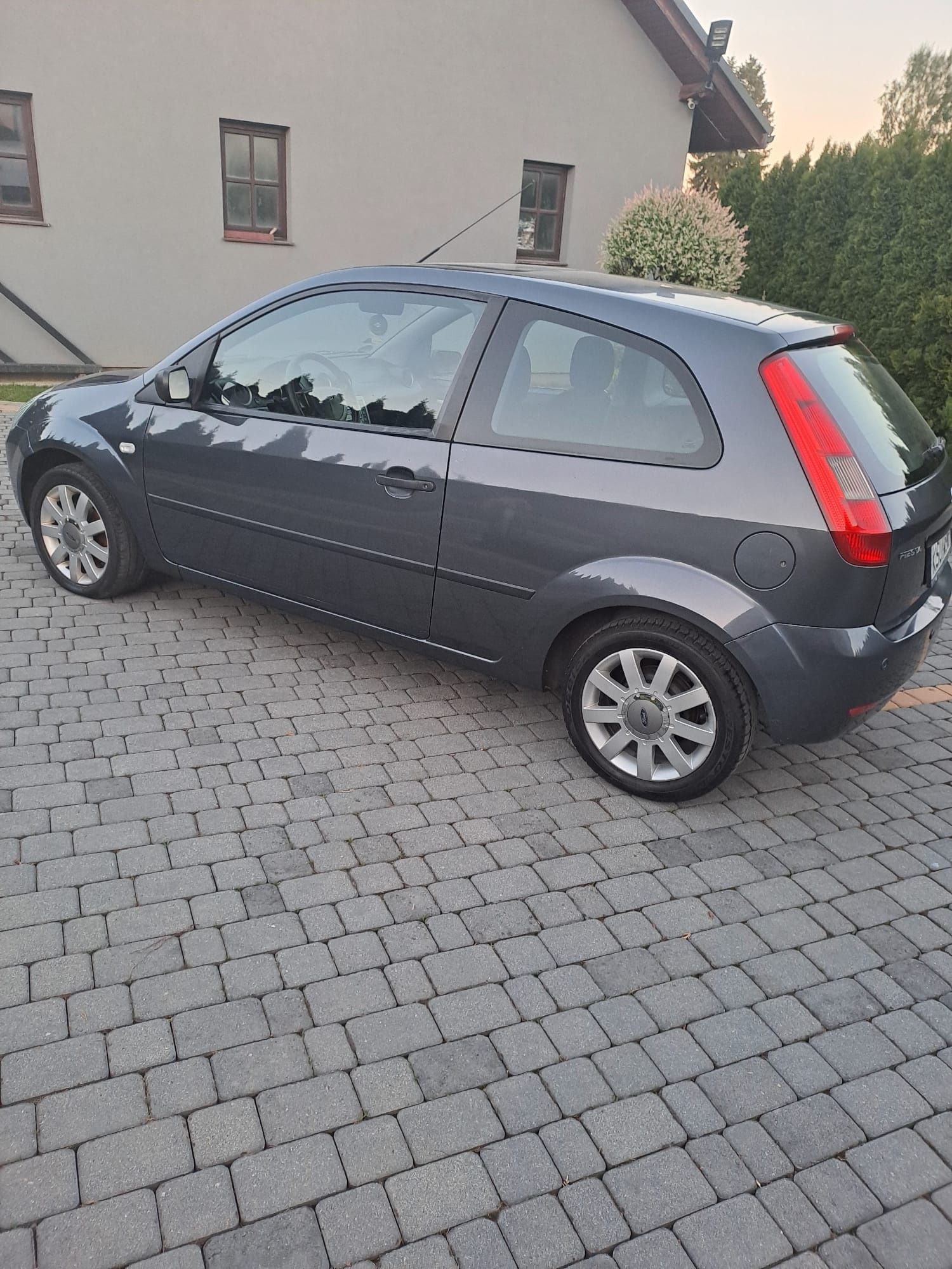 Ford Fiesta MK6 1.4 TDCI 2004 rok