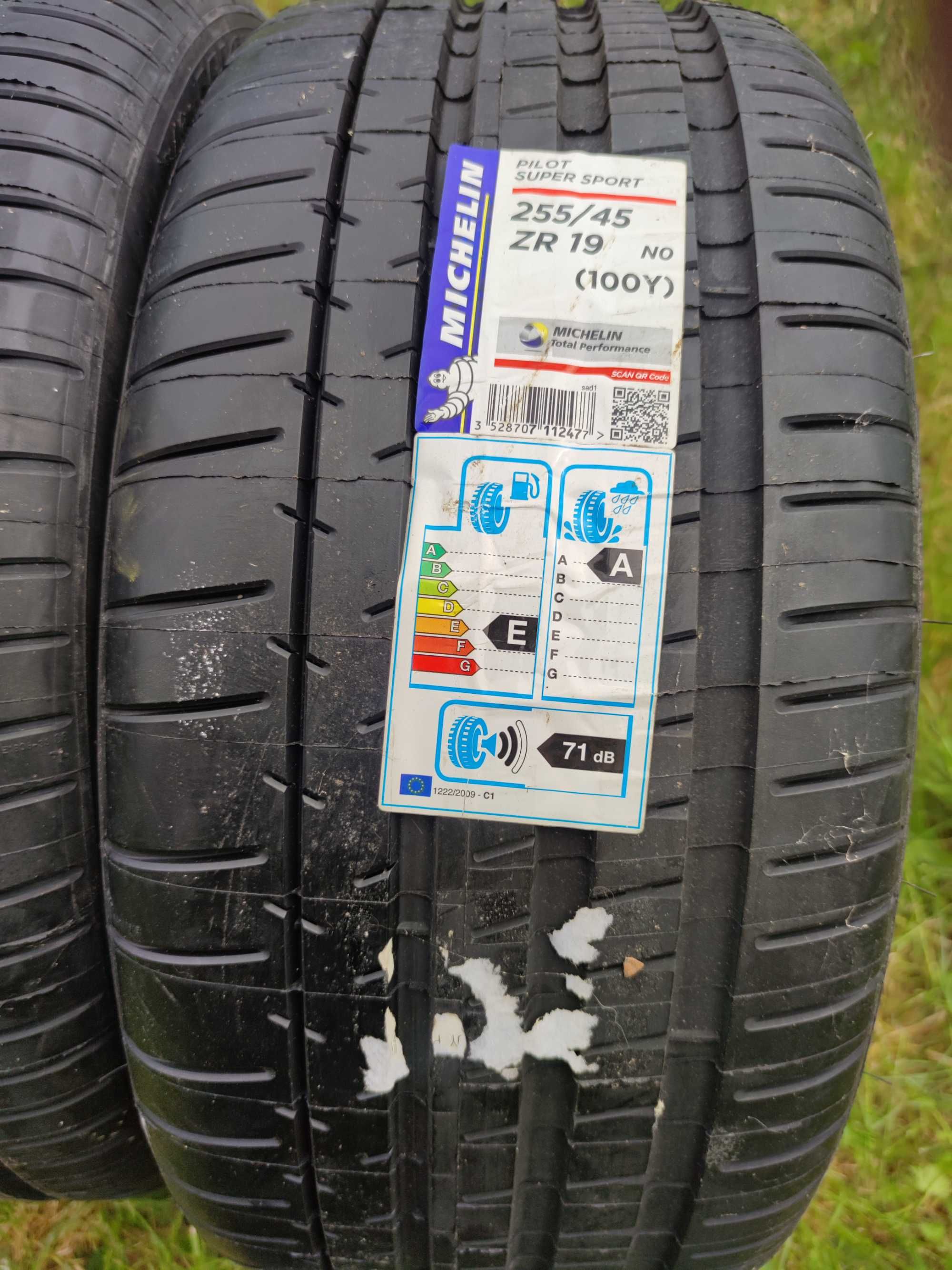 255/45R19 100Y Michelin Pilot Super Sport 255 45 R19  NO