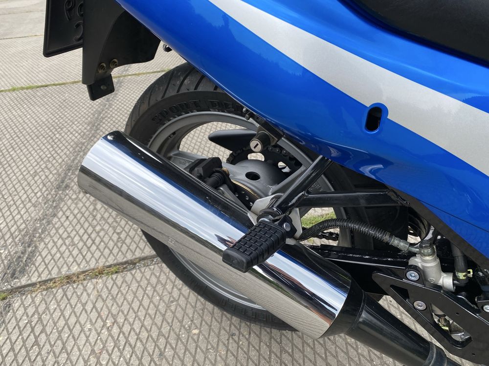 Свіжопригнаний kawasaki gpz 500