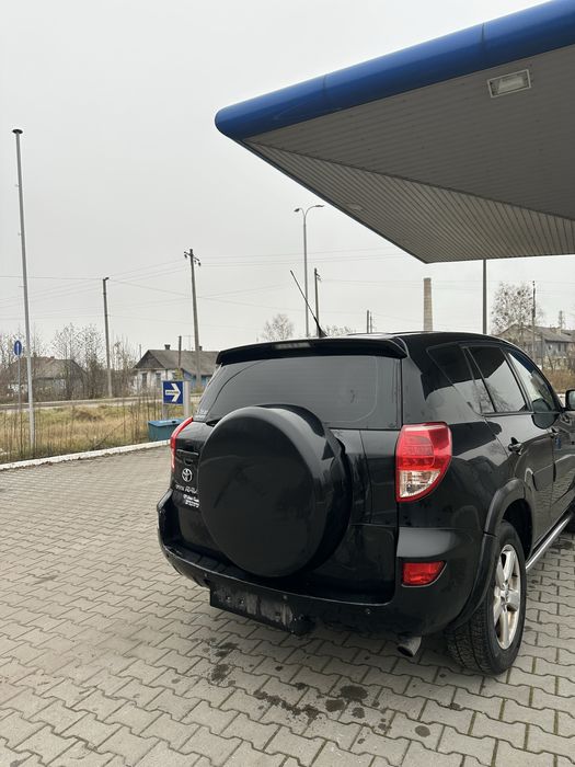 Продам тойота рав 4 2009р 2.2 диз механіка 4/4 НЕРОЗМИТНЕНА