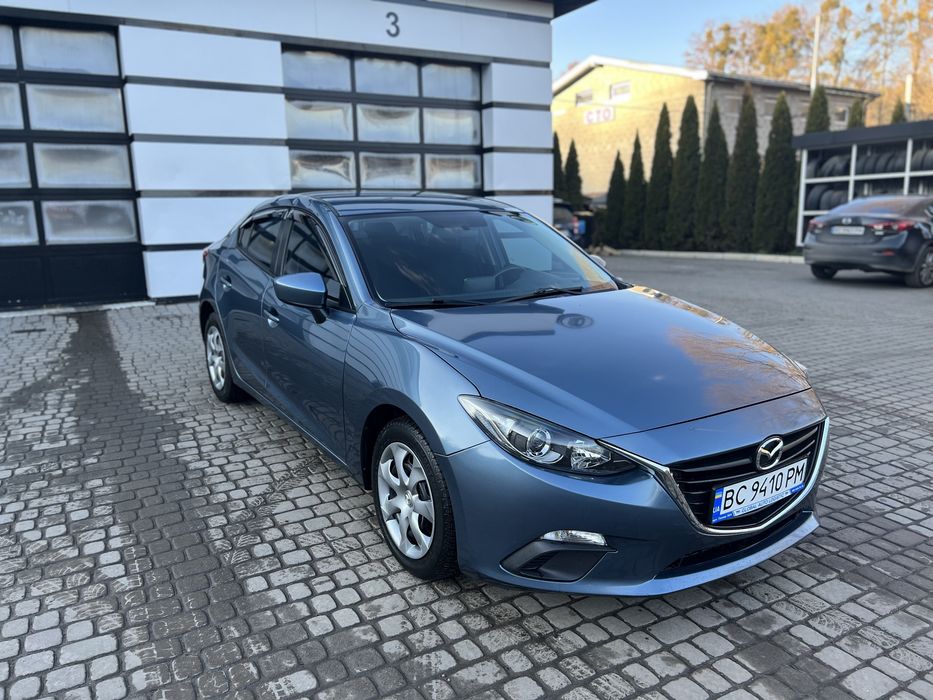 Оренда автомобіля Mazda 3 у Львові . Оренда авто Львів.
