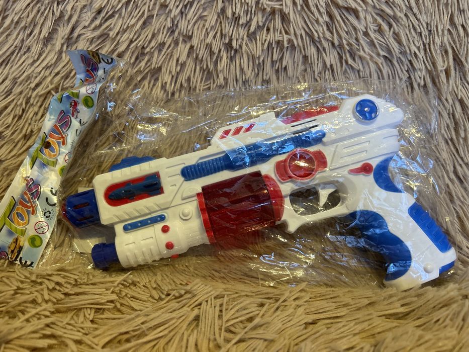 Pistolet na baterię