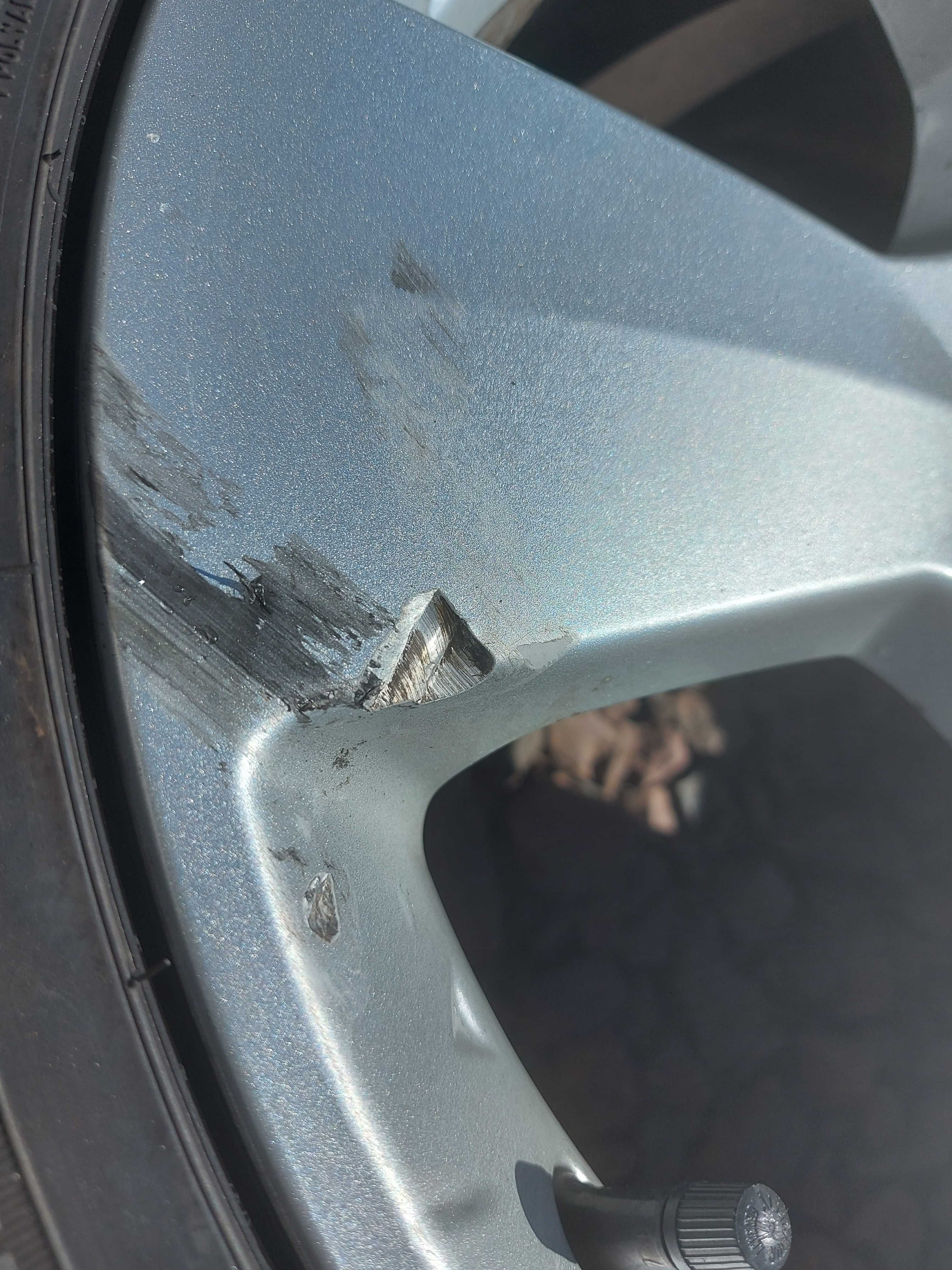 Felgi aluminiowe Opel 5x110 7Jx17 ET47 Kpl.
