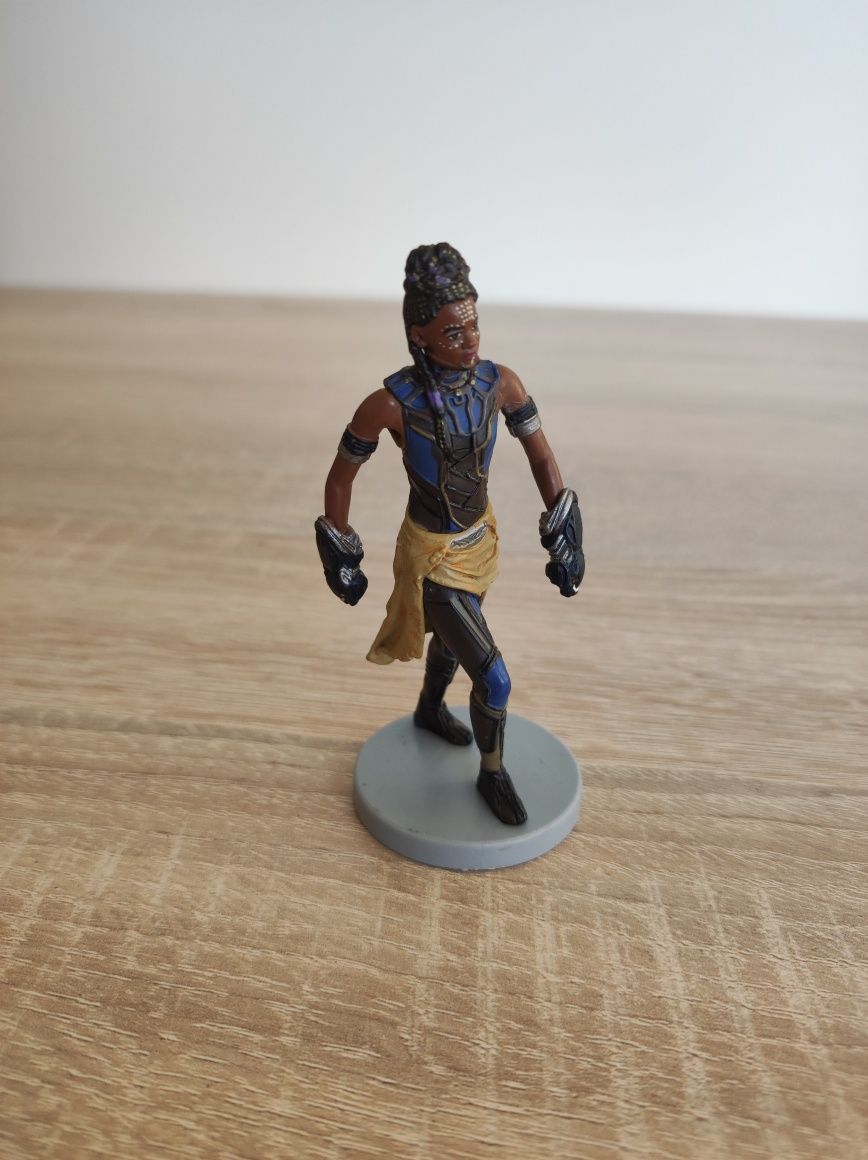 Figurka Hasbro Marvel Legends Shuri