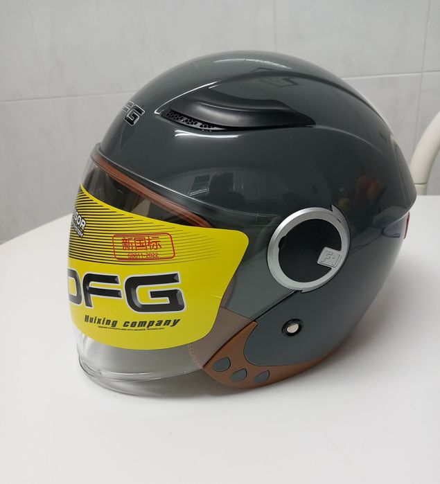 Capacete moto Jet novo tam.M