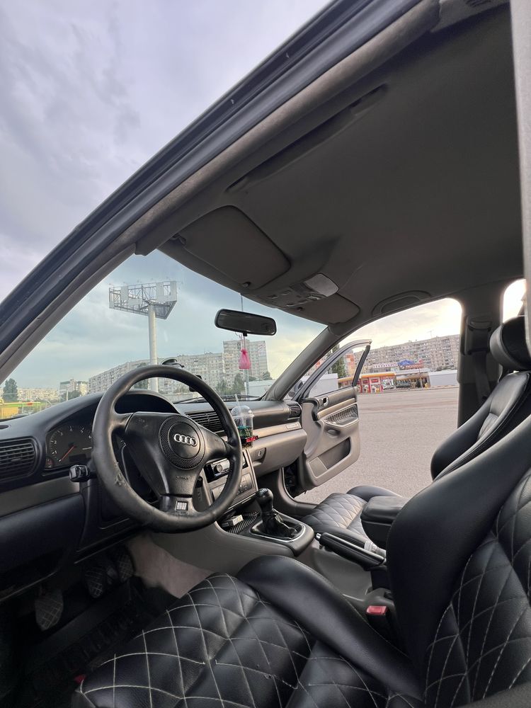 Ауди А4В5 2.4 V6