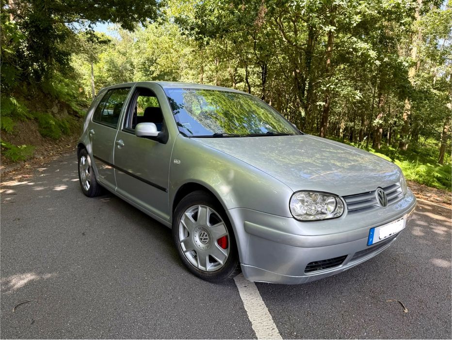 VW Golf 1.9 TDI 110cv – Fiável, Económico e Pronto a Circular