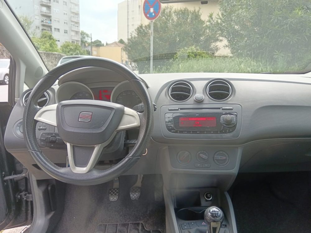 Vende-se Seat Ibiza 1200