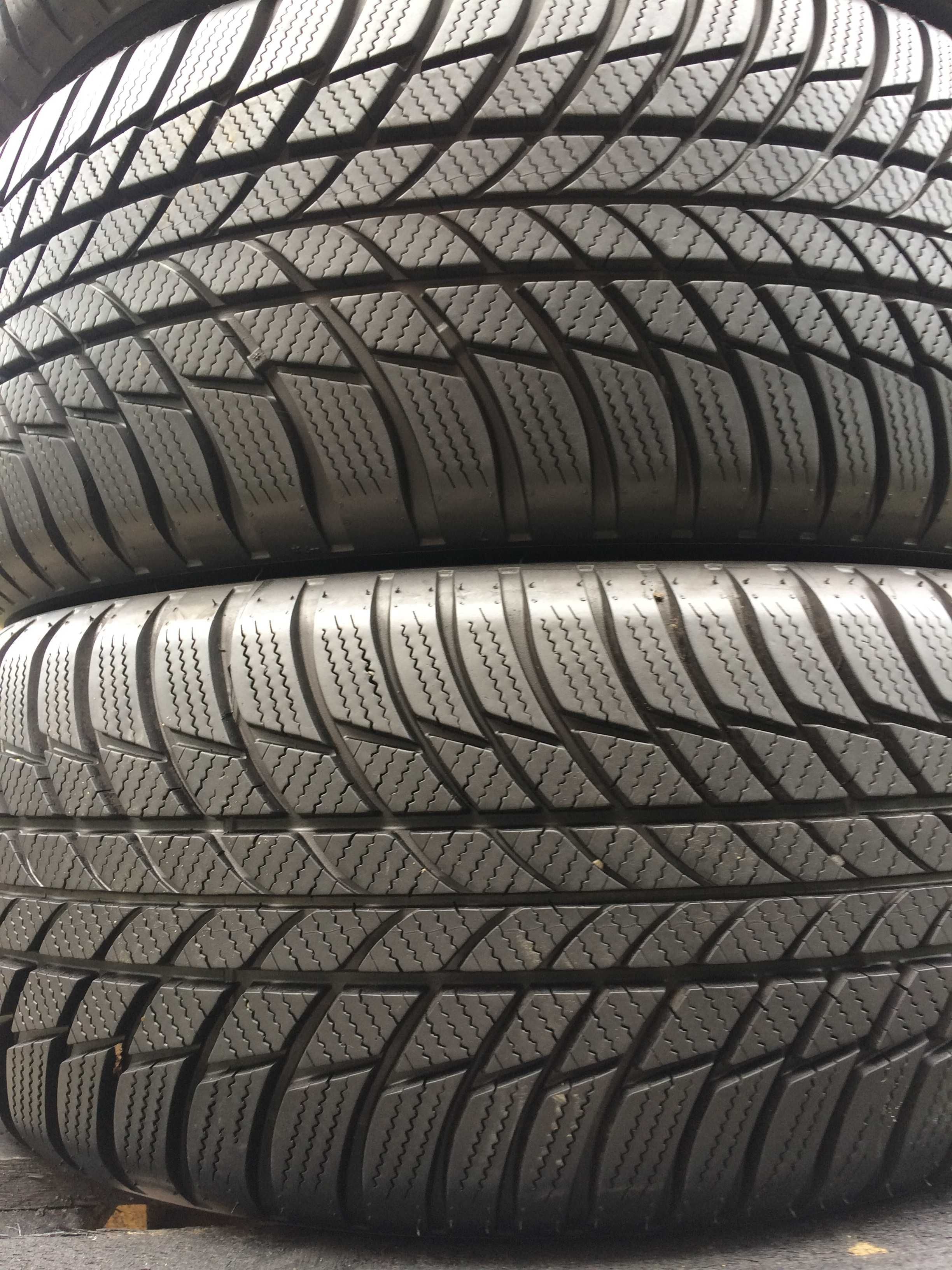 BRIDGESTONE Opona zimowa Blizzak LM001 225/50R17 98H XL AO