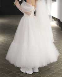 весільна сукня довжина міді