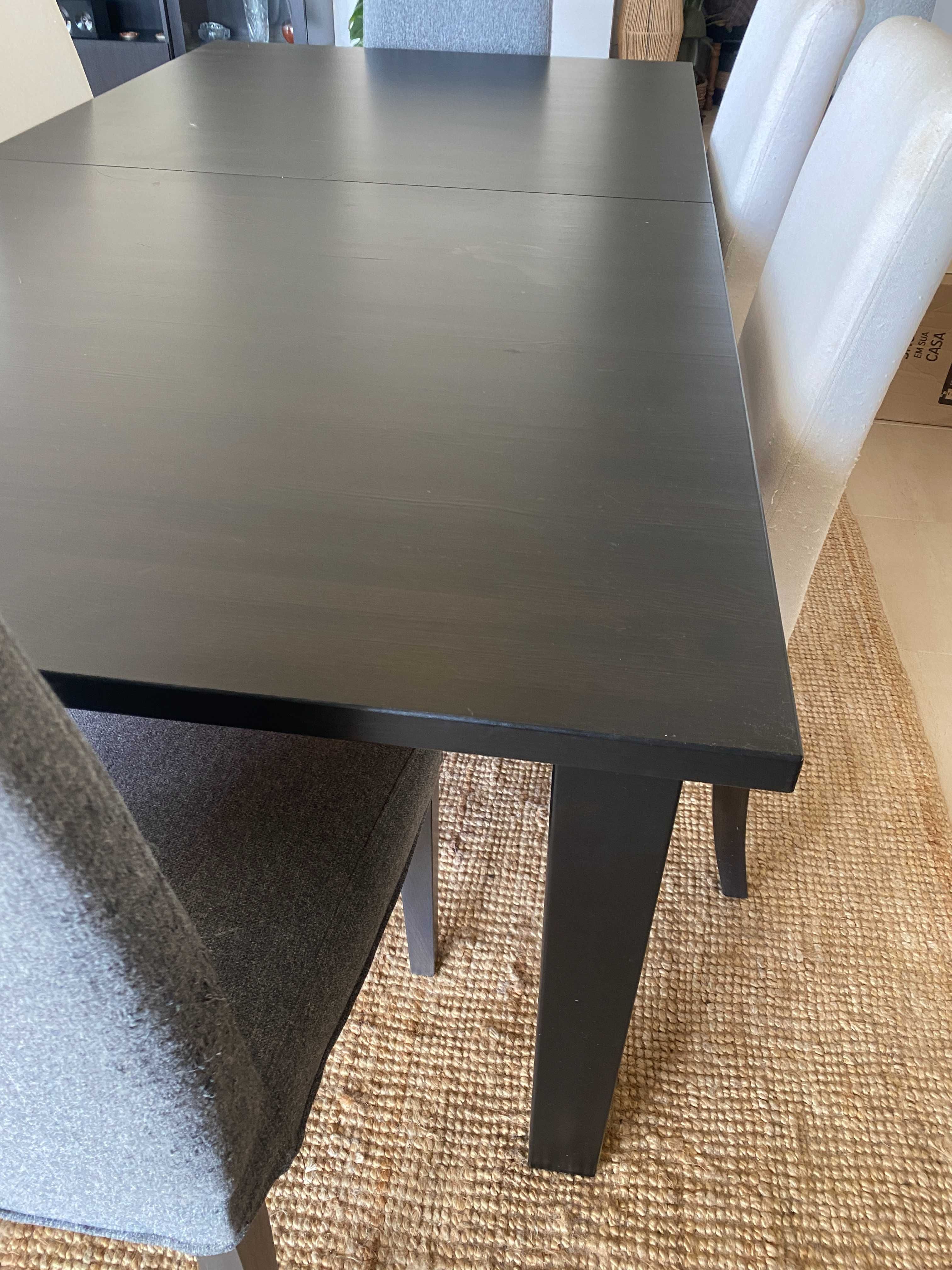 Mesa e cadeiras de refeição IKEA Stornas e Henriksdal